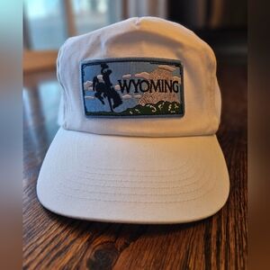 Wyoming Vintage Cameo White Baseball Cap